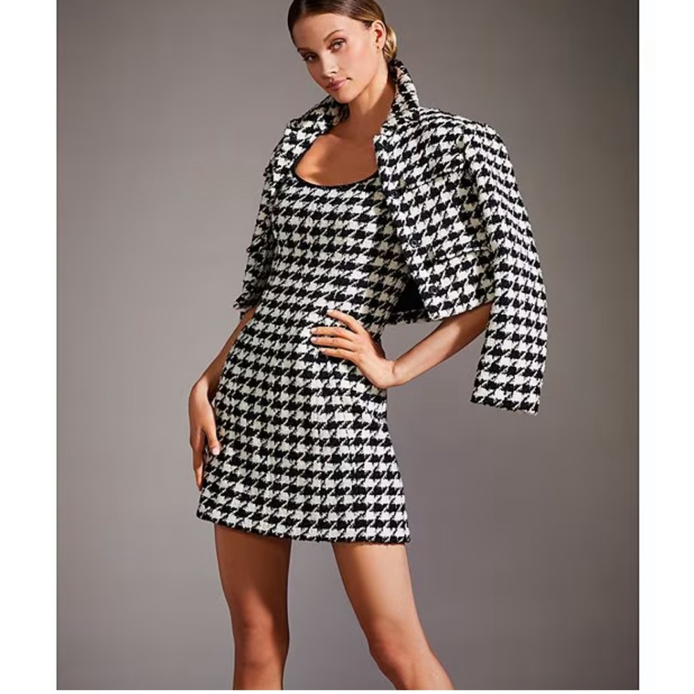 ANTONIO MELANI Black and White Sleeveless Mini Sundress